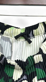 Homme Plisse Bolls Floral Pleated Cropped Wide Pants
