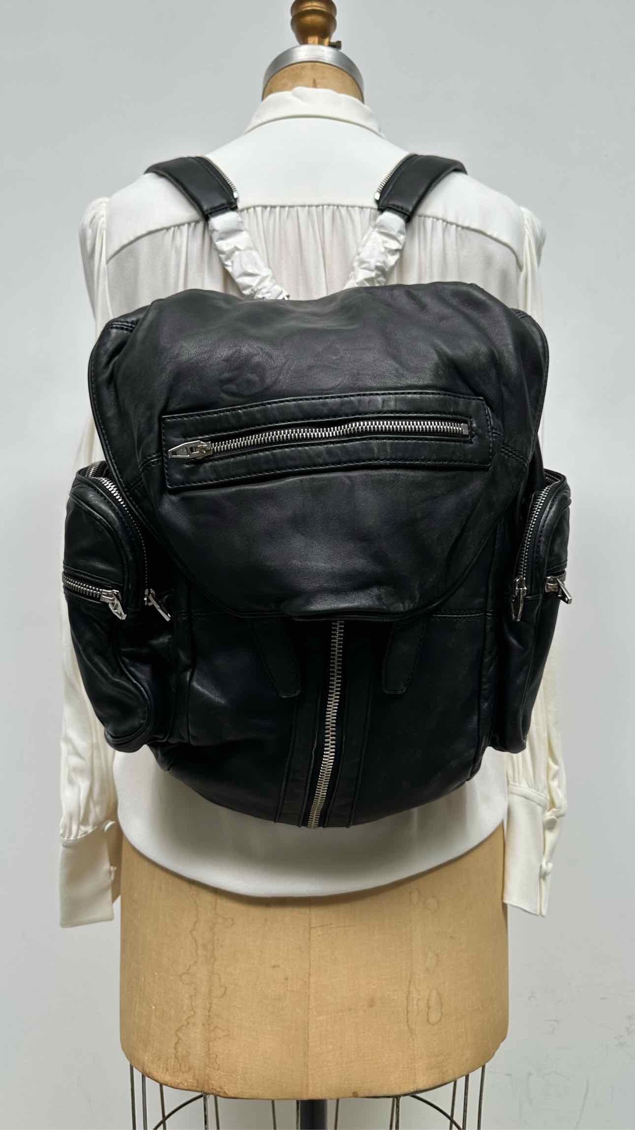 Alexander Wang Zip-detailed Leather Multi-way Backpack – TOKIO7