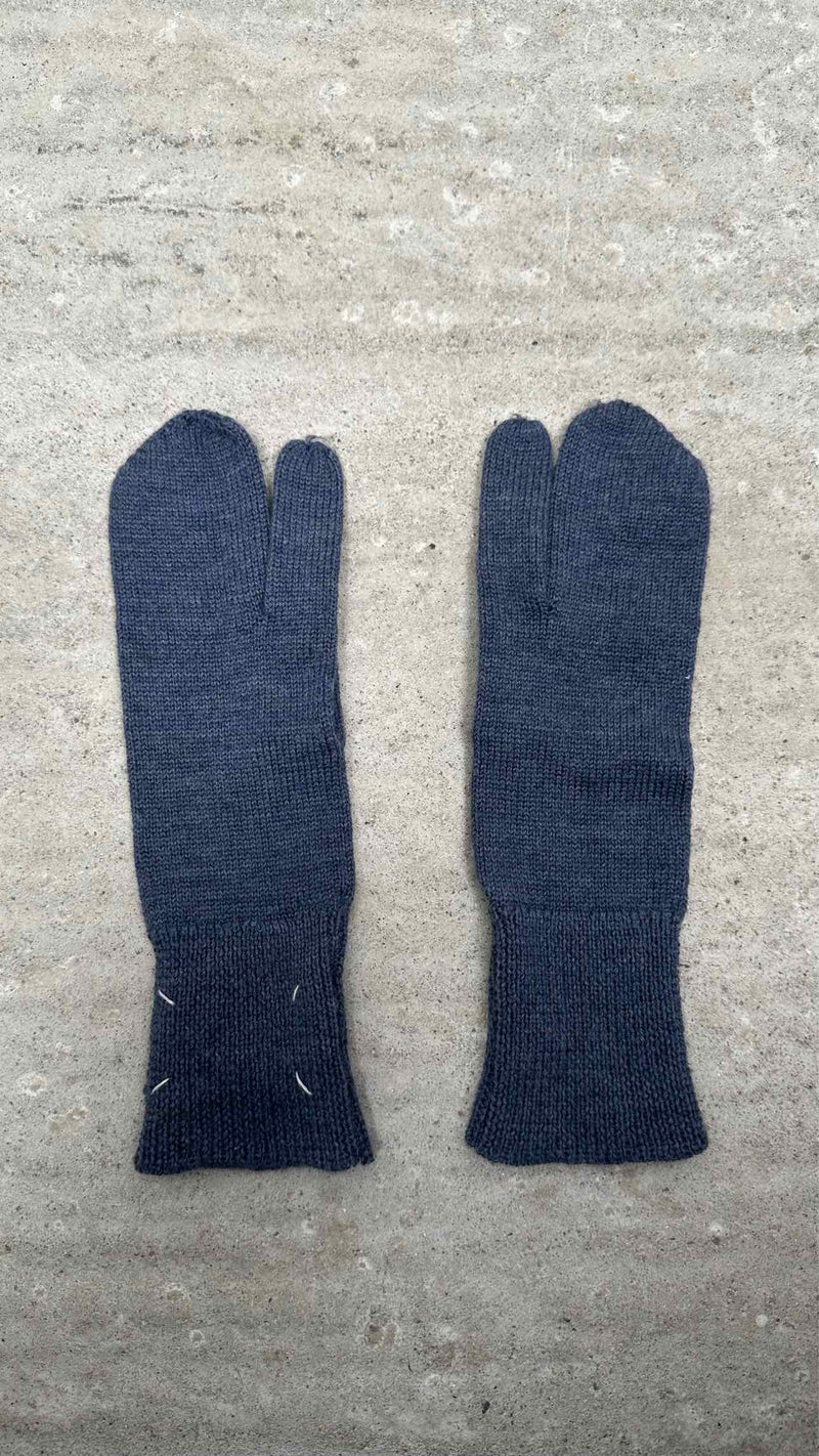 Margiela Knit Tabi Gloves