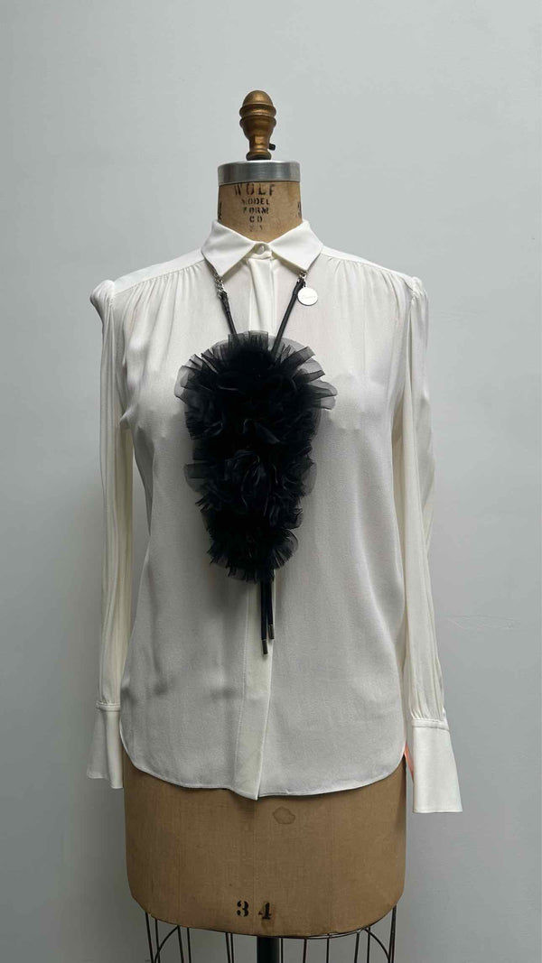 Noir Kei Ninomiya Flower Corsage Loop Tie