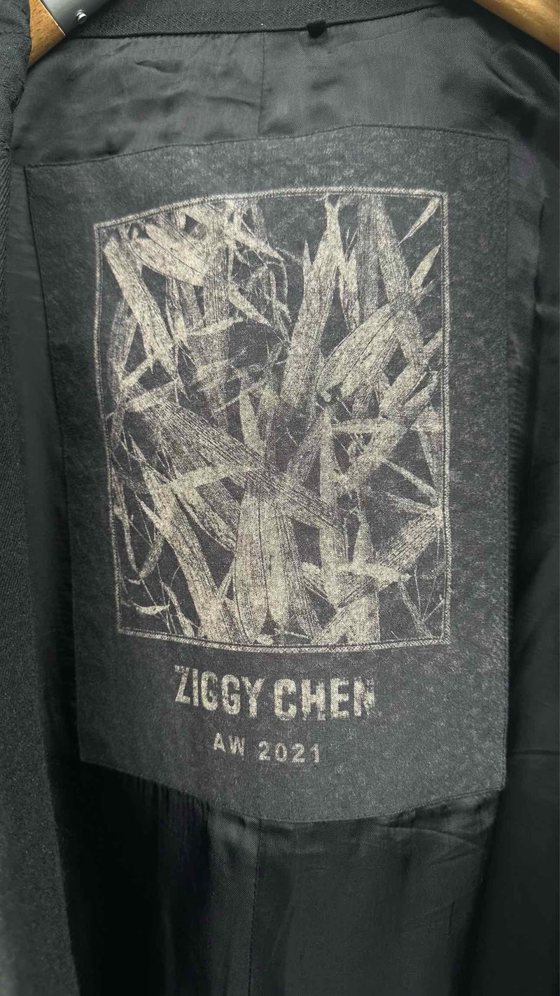 Ziggy Chen Inside-out Blazer Jacket