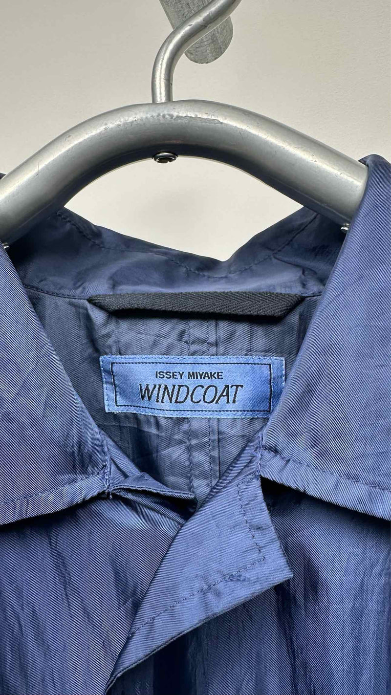 Windcoat Issey Miyake Hooded Squit Raincoat