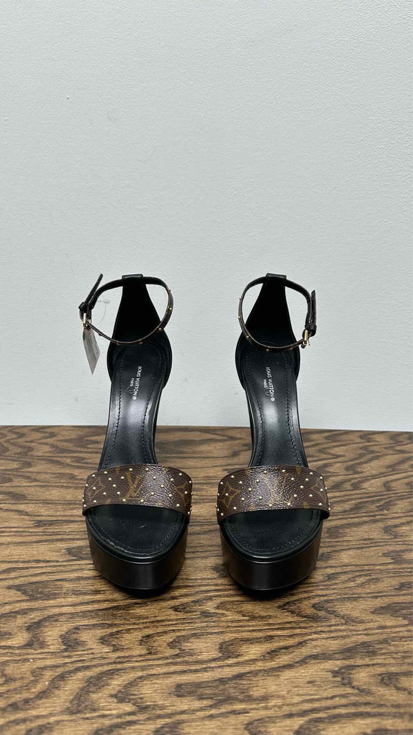Louis Vuitton Monogram  Heels