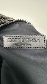 Issey Miyake Stretch-pleated Messenger Bag