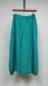 Issey Miyake Sleek-pleated Cropped Wide Easy Pants