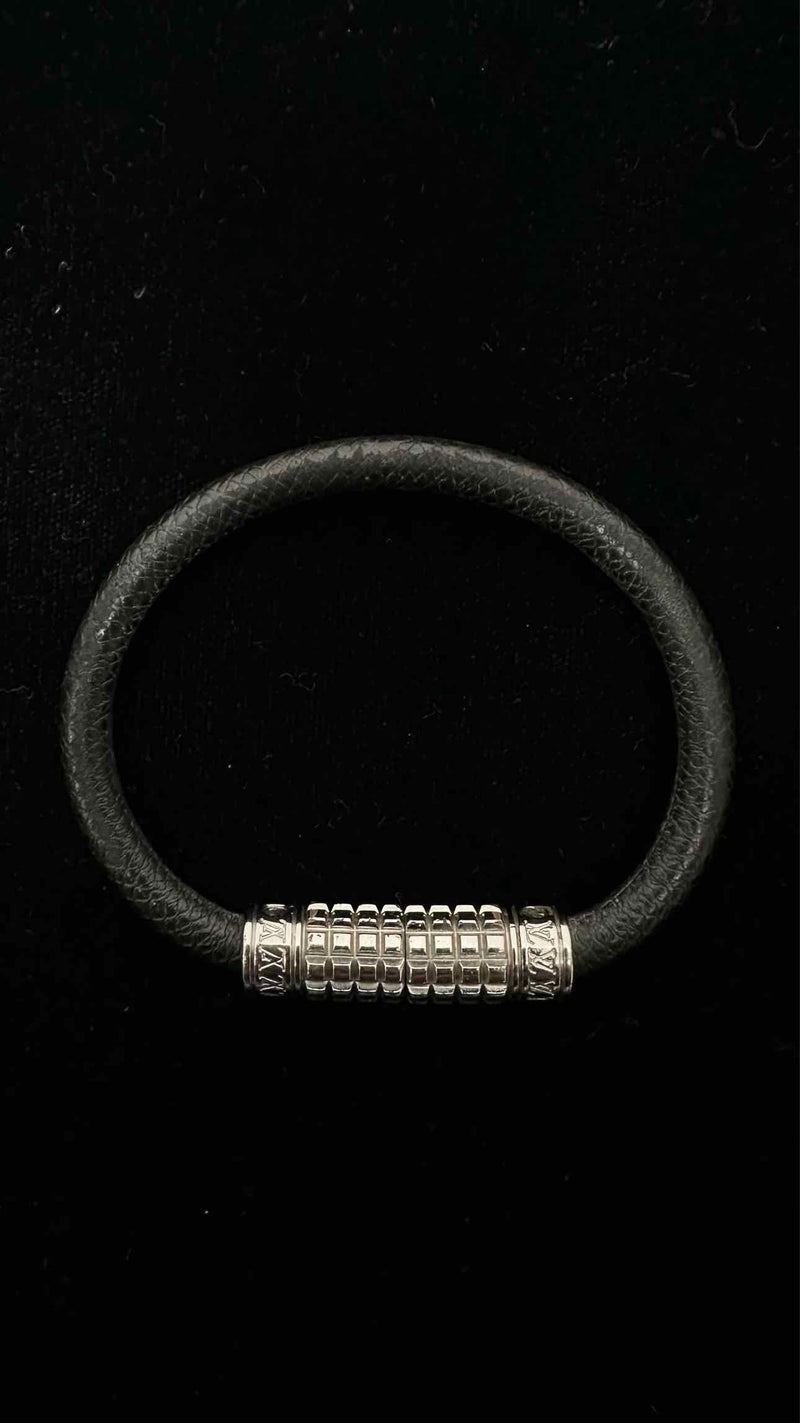 Louis Vuitton Digit Bracelet