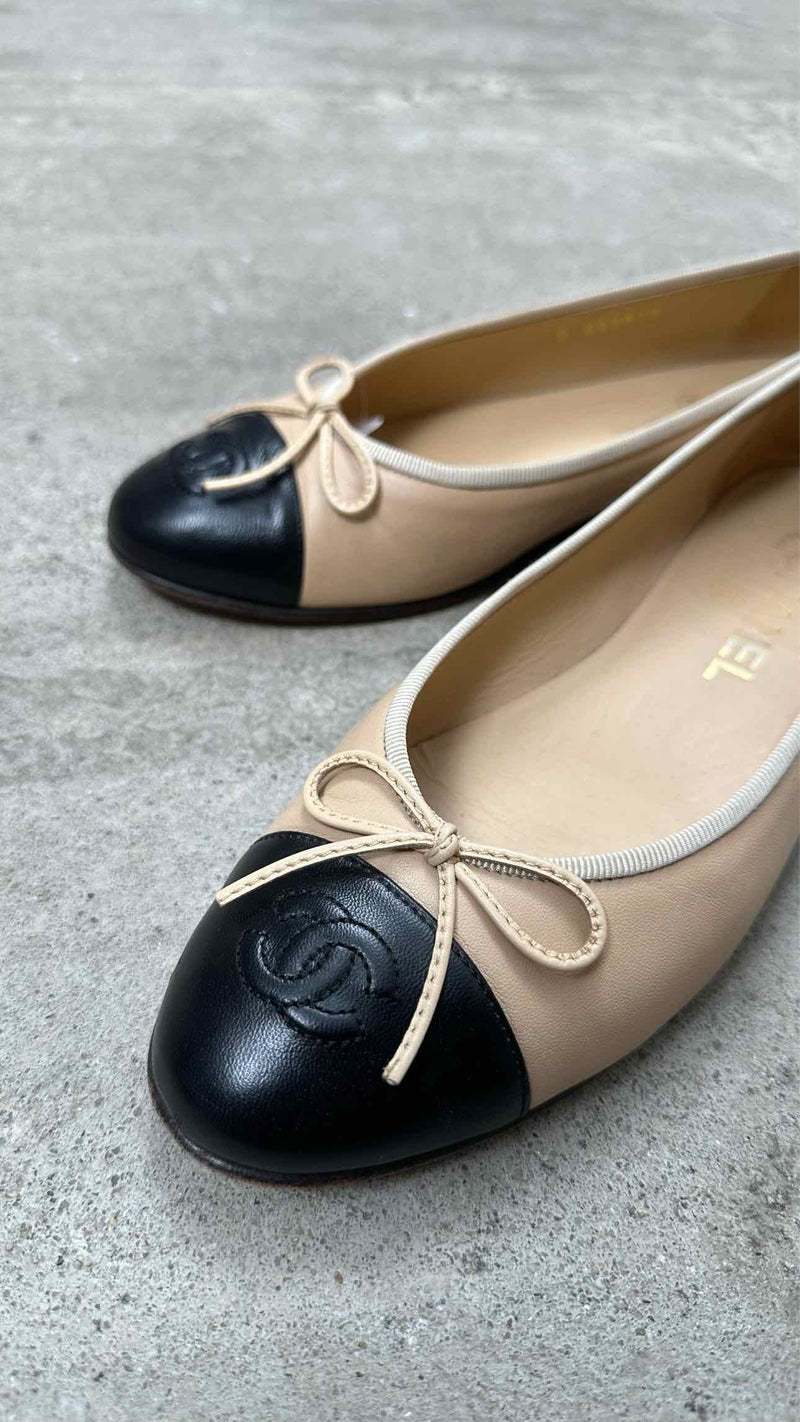 Chanel Cap Toe CC Ballerina Flats