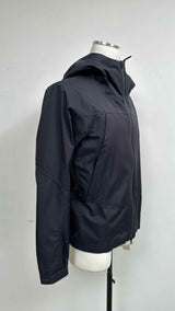 Descente Tech Alterrain Windbreaker