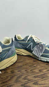 AURALEE x New Balance V990 AL4 Sneakers