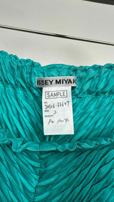Issey Miyake Sleek-pleated Cropped Wide Easy Pants