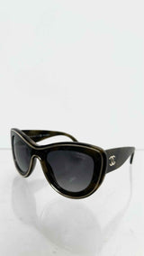 Chanel 5397 Polarized Oversized Cat-Eye Sunglasses