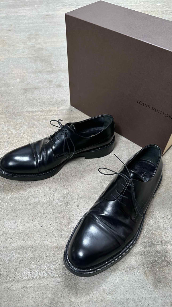 Louis Vuitton Leather shoes