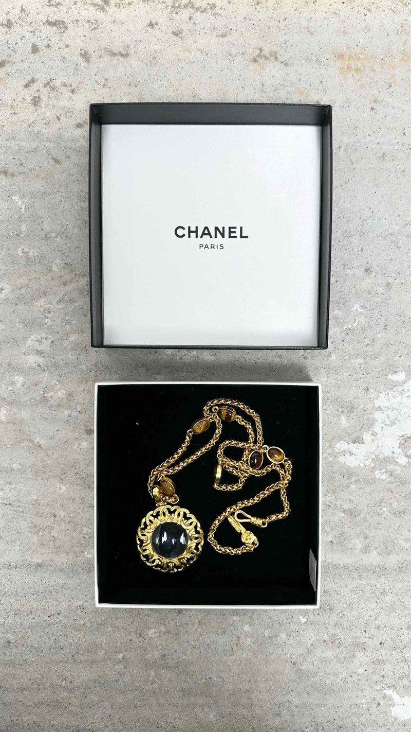 Chanel Loupe Chain Necklace