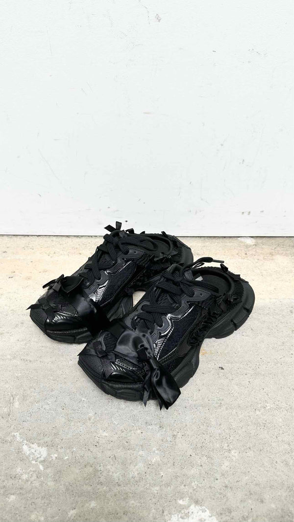 BALENCIAGA 黒 レザー ポインテッドトゥ 37 傷あり Balenciaga Cagole 80mm ポインテッドトゥ ミュール | ブラック