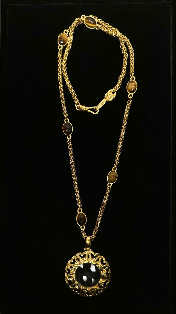 Chanel Loupe Chain Necklace
