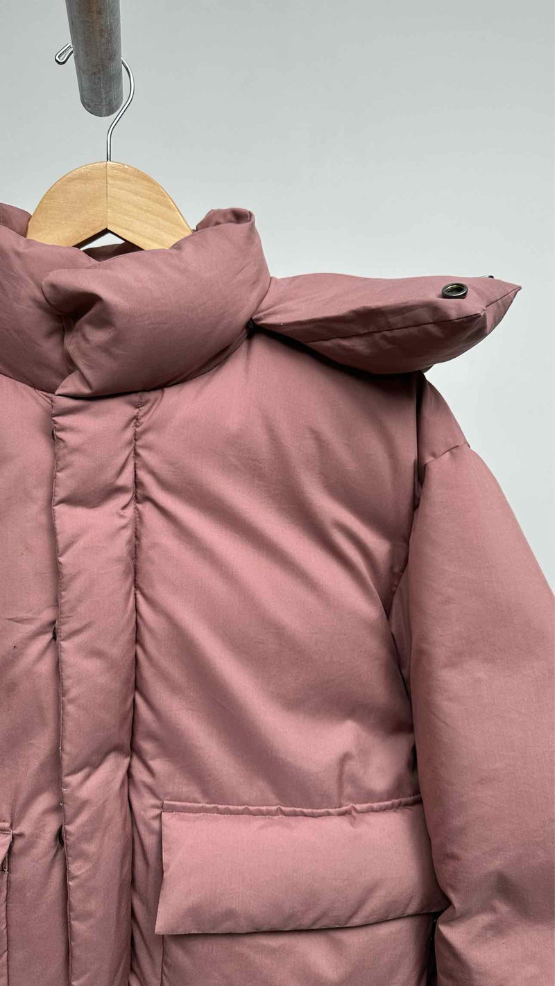 AURALEE Cropped Down Jacket