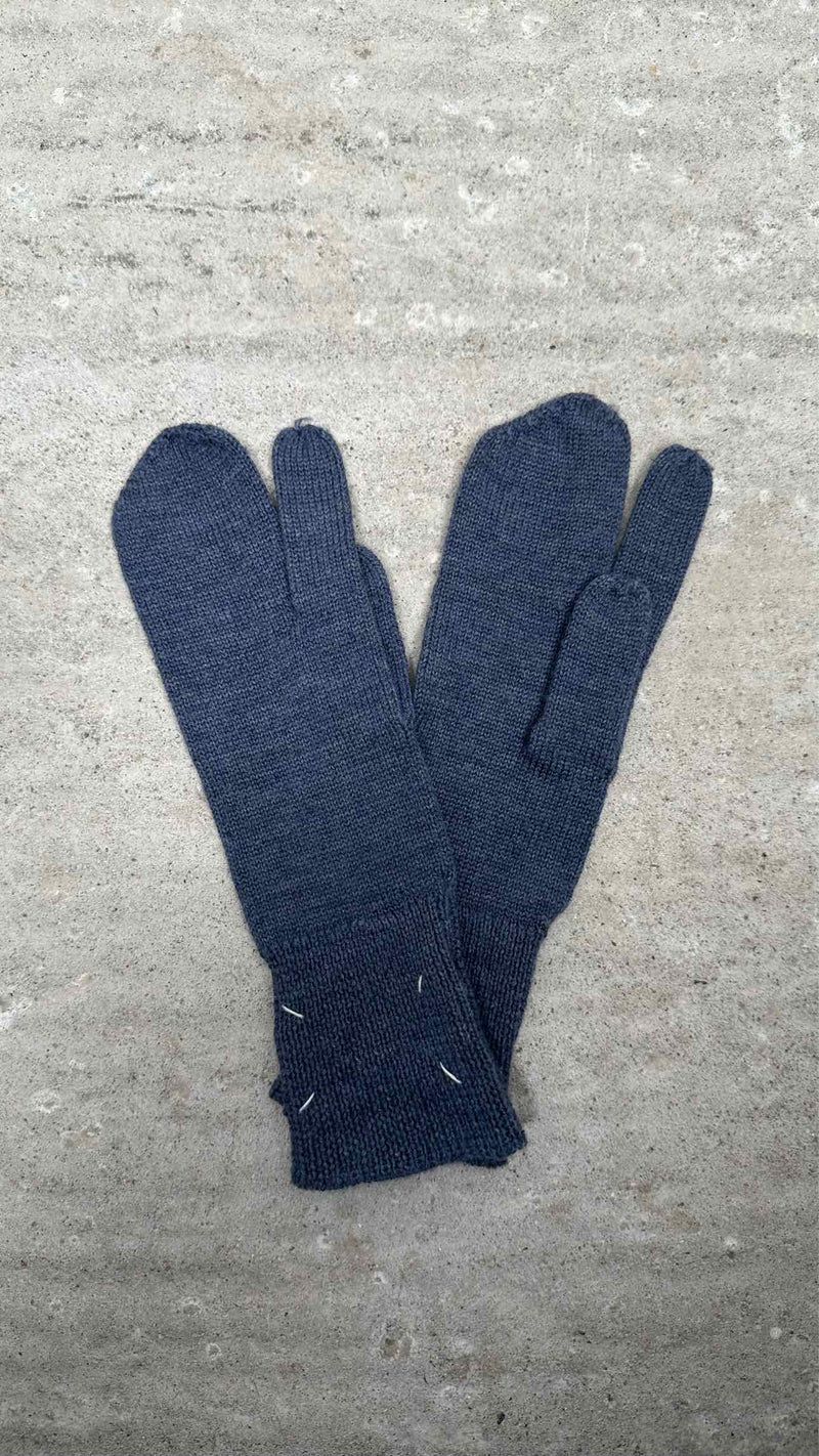 Margiela Knit Tabi Gloves