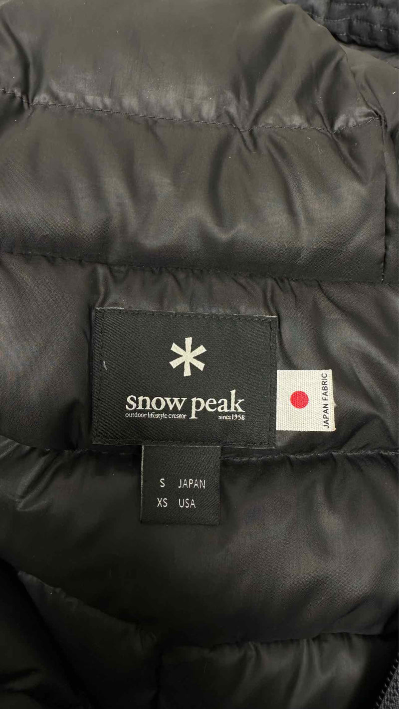 Snowpeak Oversized Pullover Down Parka