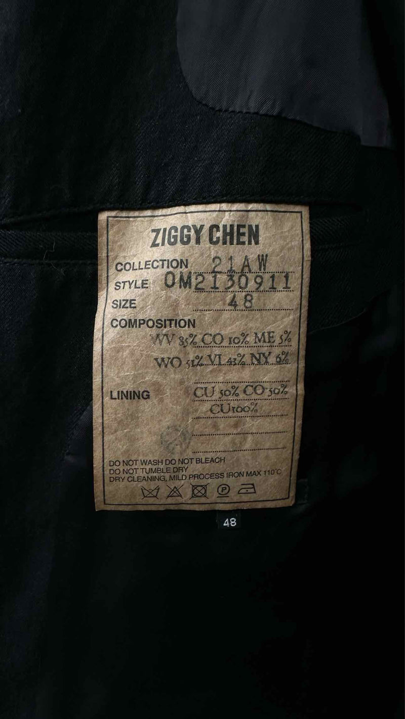 Ziggy Chen Inside-out Blazer Jacket