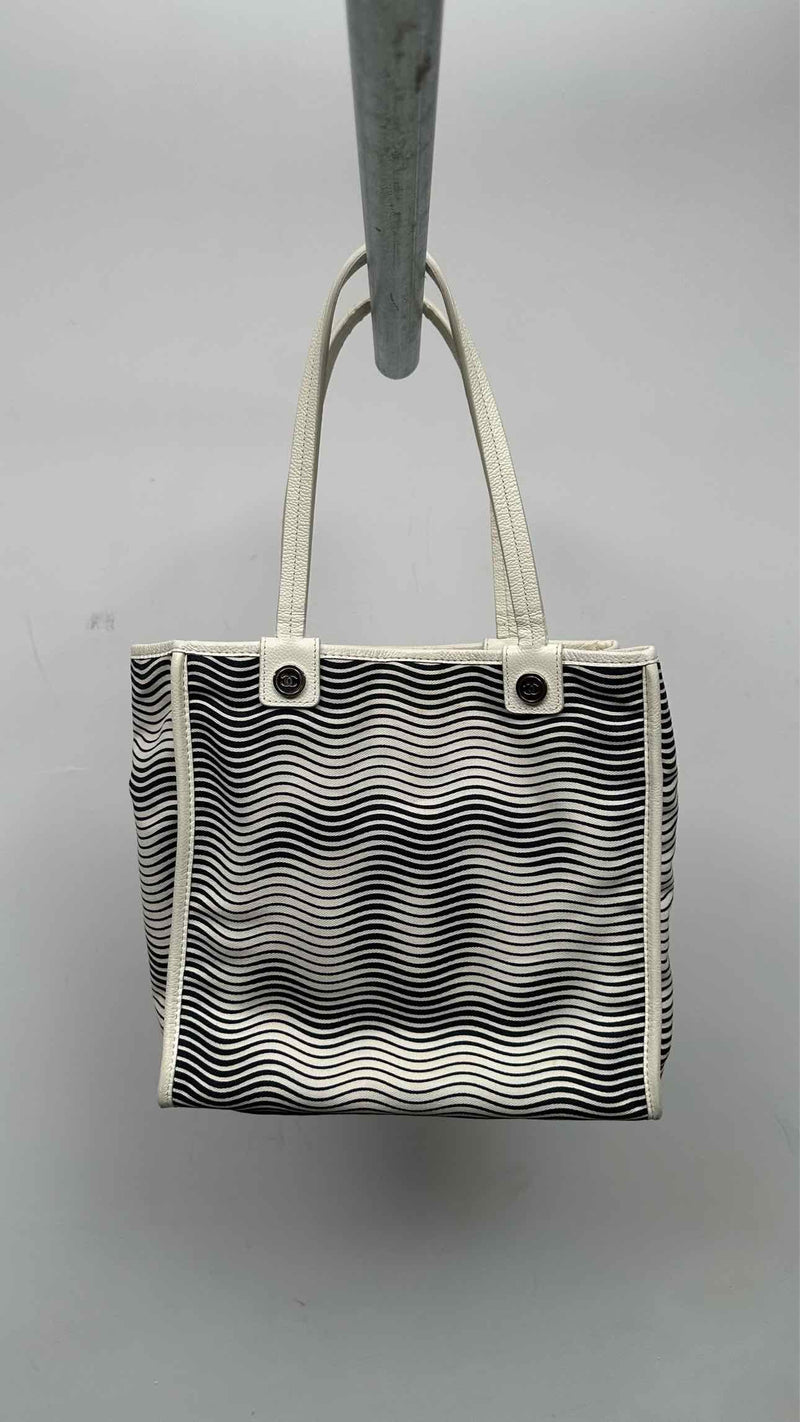 Chanel Cruise Line CC Tote Bag