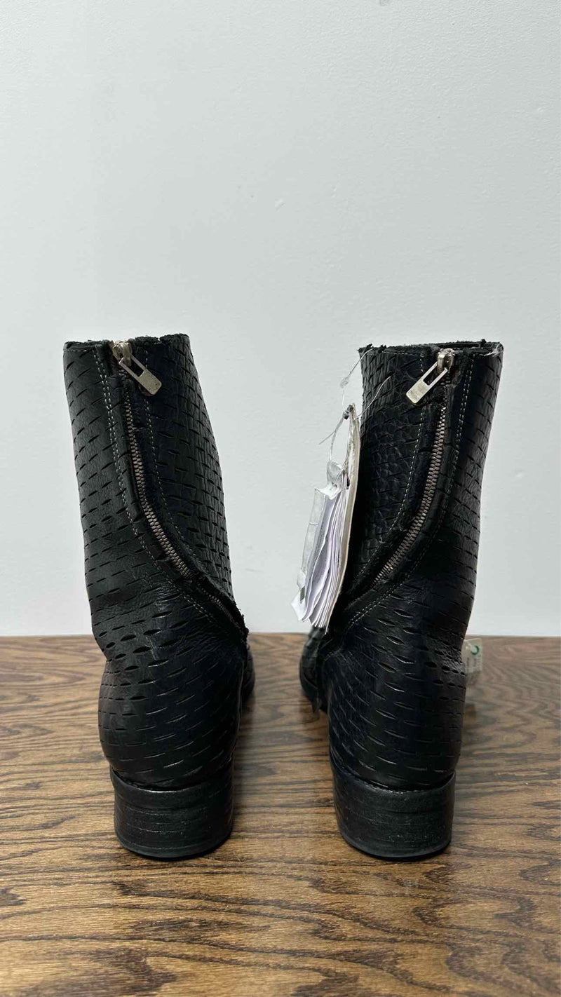 Carol Christian Poell Laser-Cut Tornade-Zip Boots