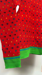 me Issey Miyake L/S Waffle Pleated Printed Mock-neck Top