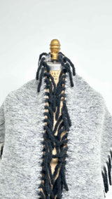 Burberry Fringe-round Happy Scarf