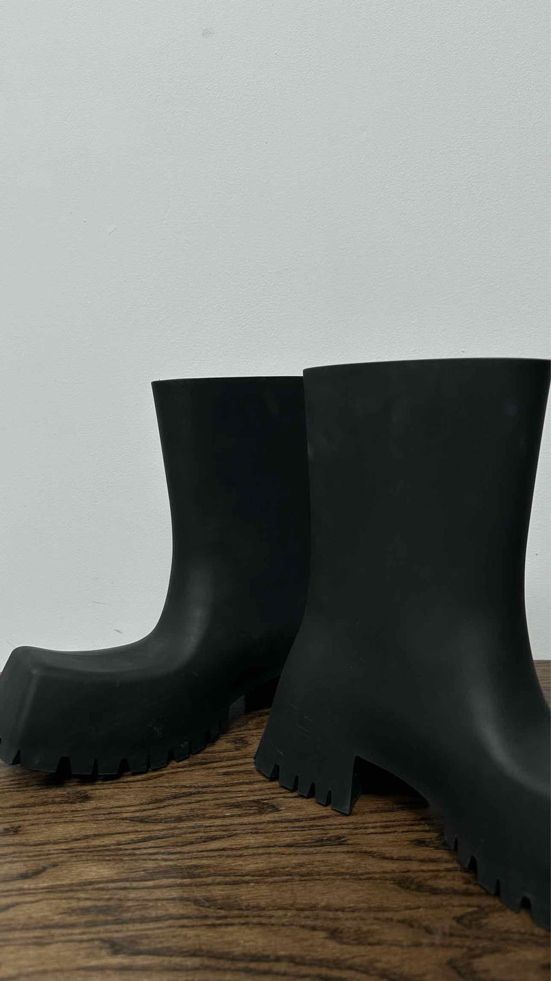 Balenciaga Trooper Rubber Boots