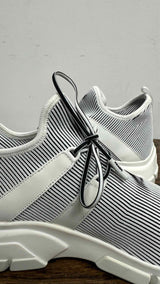 PRADA Sport Logo Knit Row Socks Sneaker