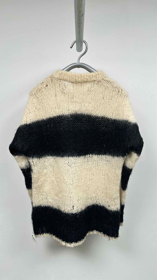 General Research Border Sweater