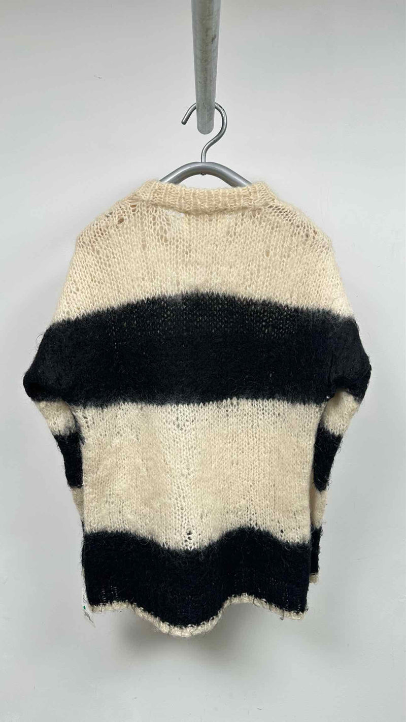 General Research Border Sweater