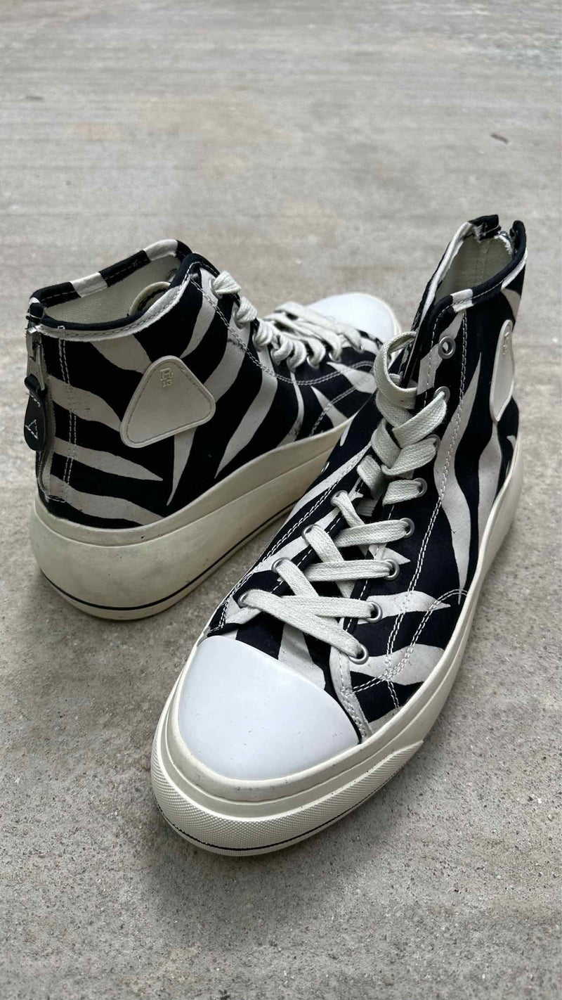 R13 Zebra Kurt Sneakers