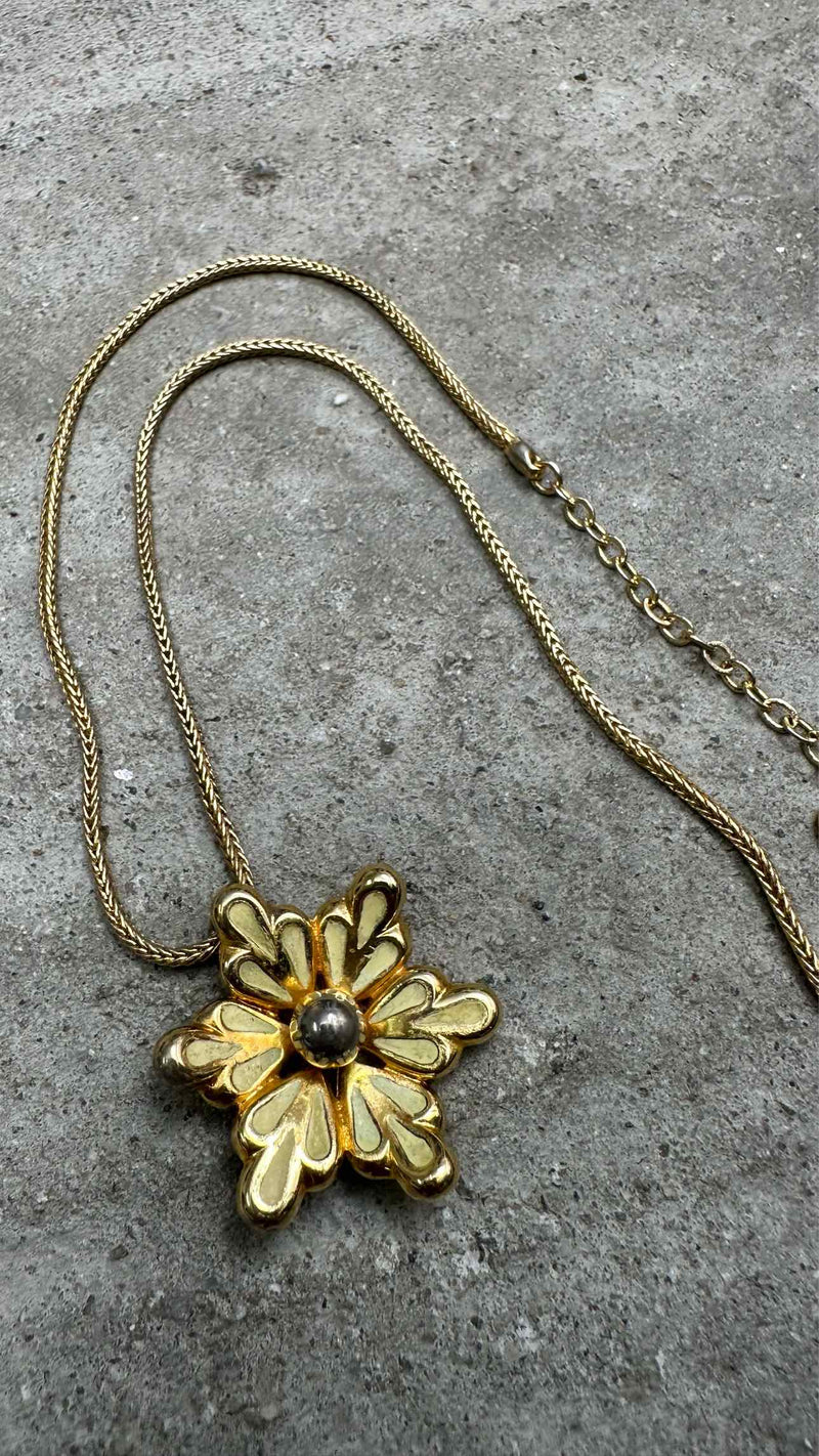 Christian Dior Flower Necklace