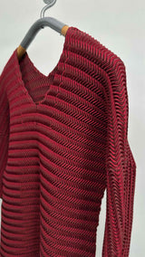 Issey Miyake H/S V-neck Wavy-pleated Long Top