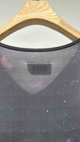 MM6 L/S Space-graphic Long Top
