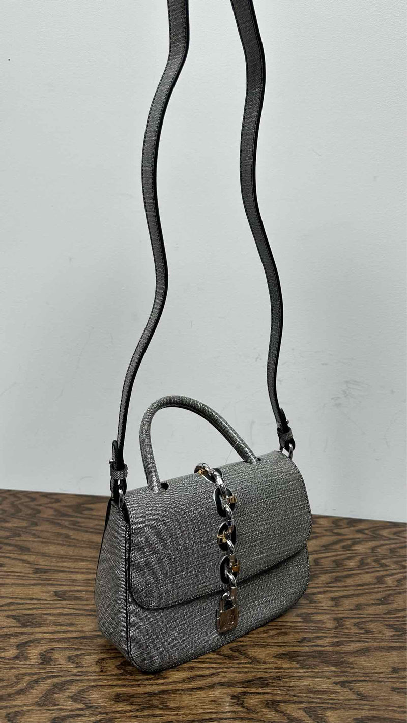 Louis Vuitton Chain It Leather Hand Bag
