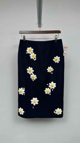 Shushu/Tong Embellished Flower Pencil Skirt