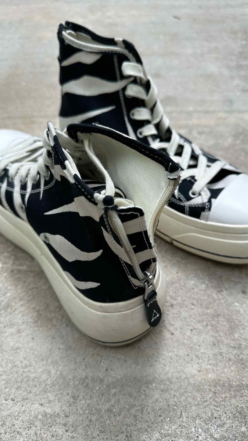 R13 Zebra Kurt Sneakers