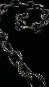 Natural Instinct Oval Chain Chorker