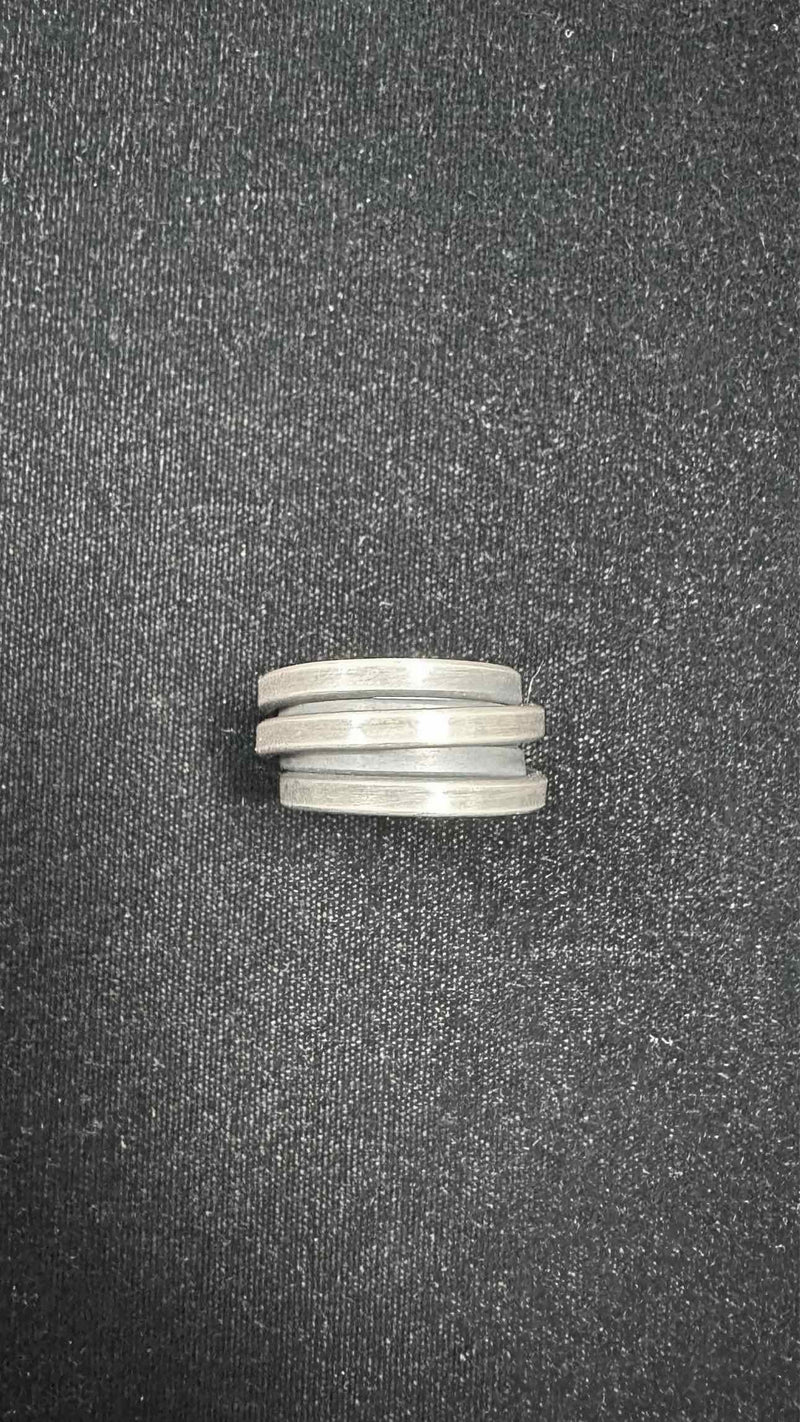 Detaj x Uma Wang Crossover Thin Coil Ring