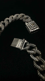 Natural Instinct Cuban Chain Chorker