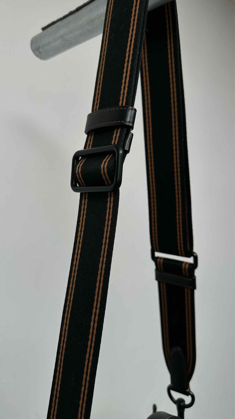 Coach Fieled Tote 40 Bag