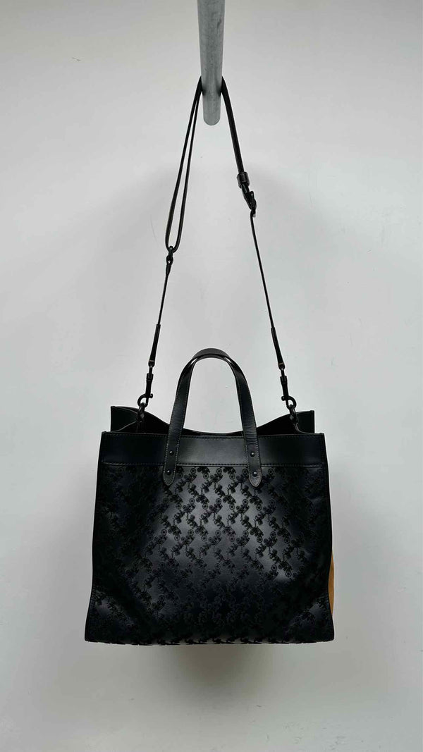 Coach Fieled Tote 40 Bag