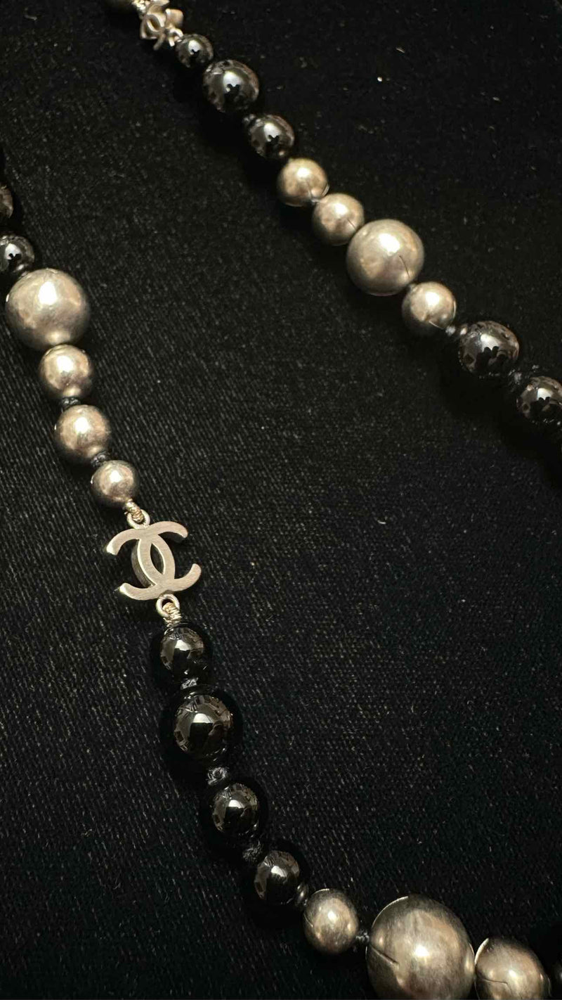 Chanel Faux-pearl Glass Beeds Necklace