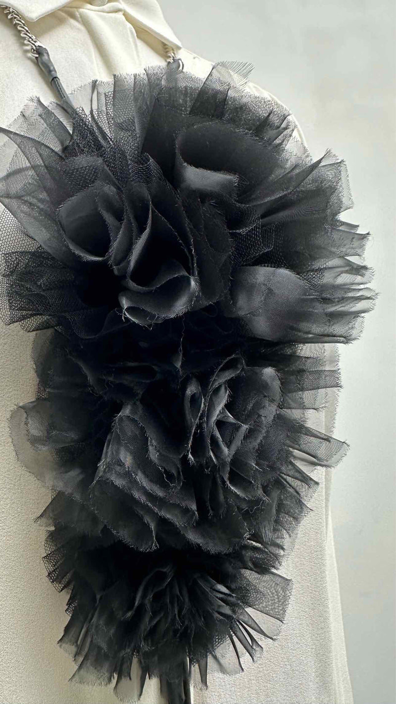Noir Kei Ninomiya Flower Corsage Loop Tie